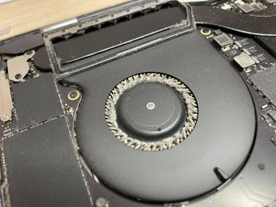 riparazione notebook 3.jpg